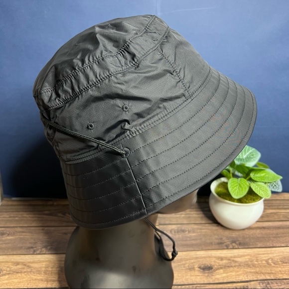 Lululemon Patch Logo Bucket Hat NWT Size S/M (Black) - Picture 9 of 16